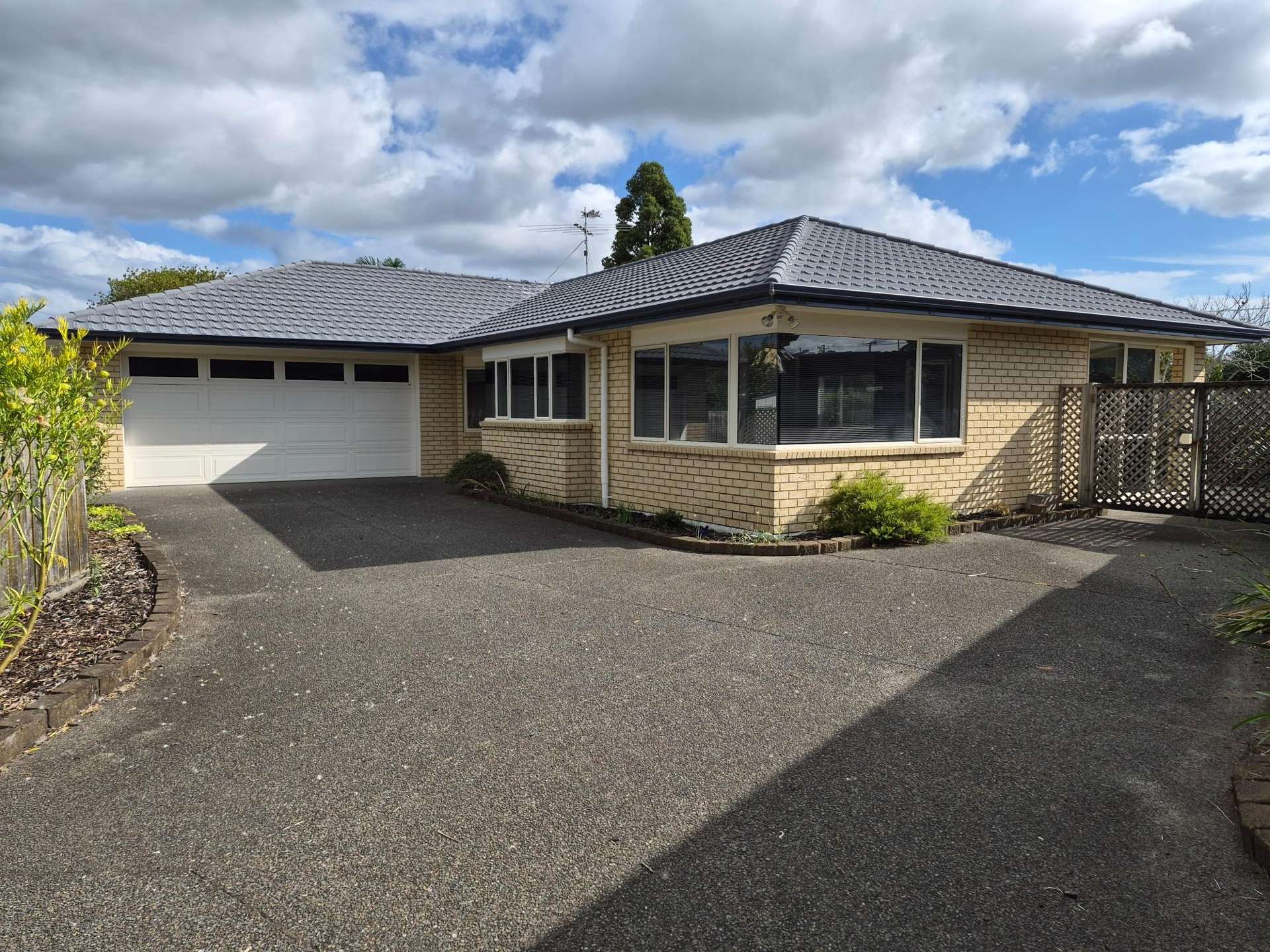  B/14 Edward Avenue Orewa_0