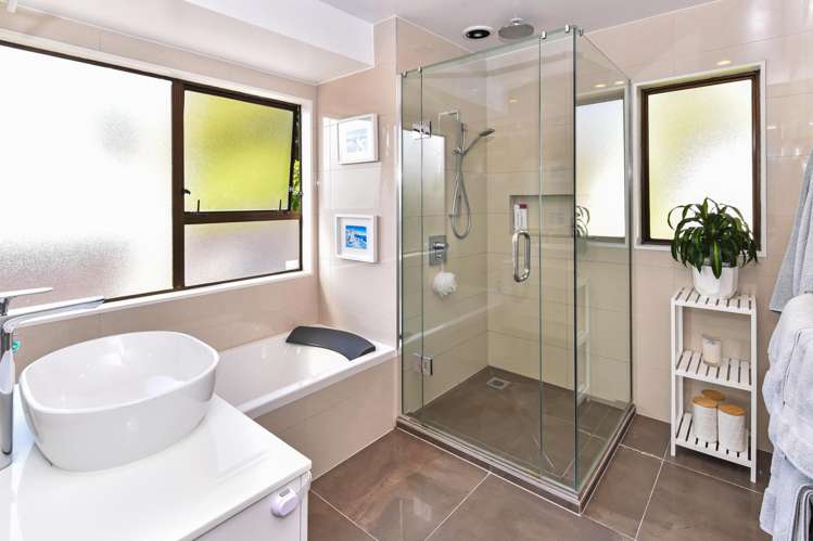 44 Pinehurst Place Wattle Downs_11