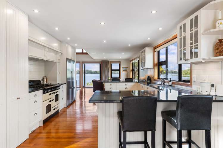 8 Eric Price Avenue Takapuna_18