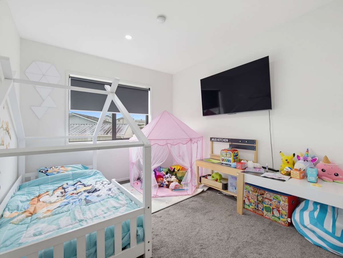 2/7 Gambare Place_5