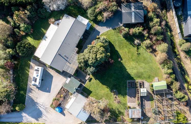 65 Old Main North Road Leithfield_23