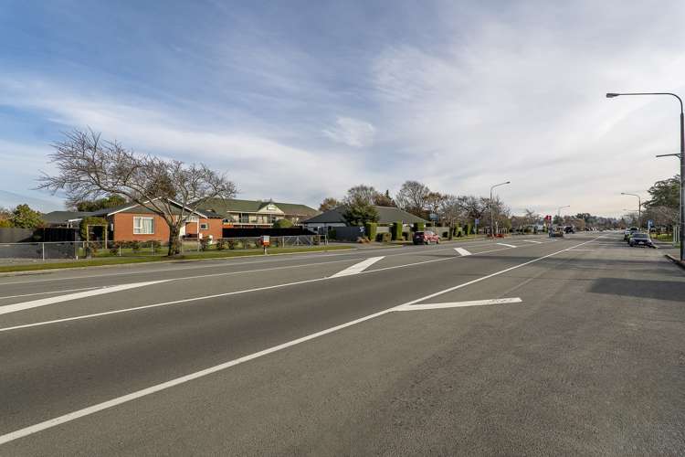 21 South Terrace Darfield_17