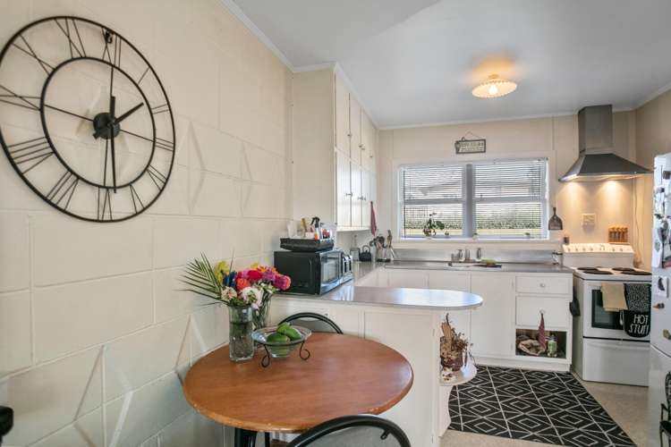 2/66 Seaforth Road Waihi Beach_2