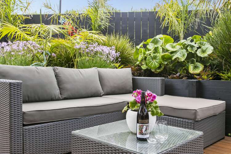 65 Maylee Crescent Gulf Harbour_1