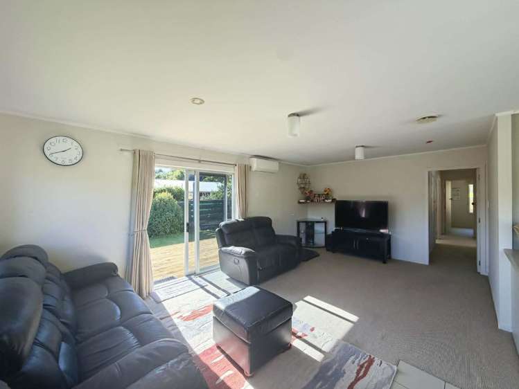 17 Heaphy Street 2169_12