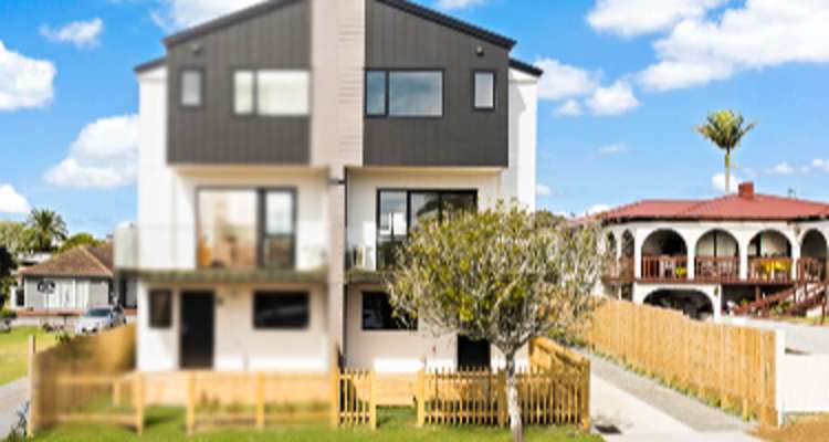 2/40 Saint Leonards Road_0