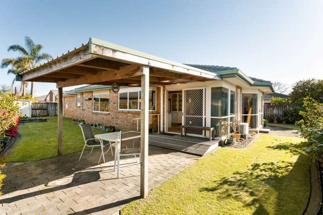 27 Luculia Drive Mount Maunganui_2