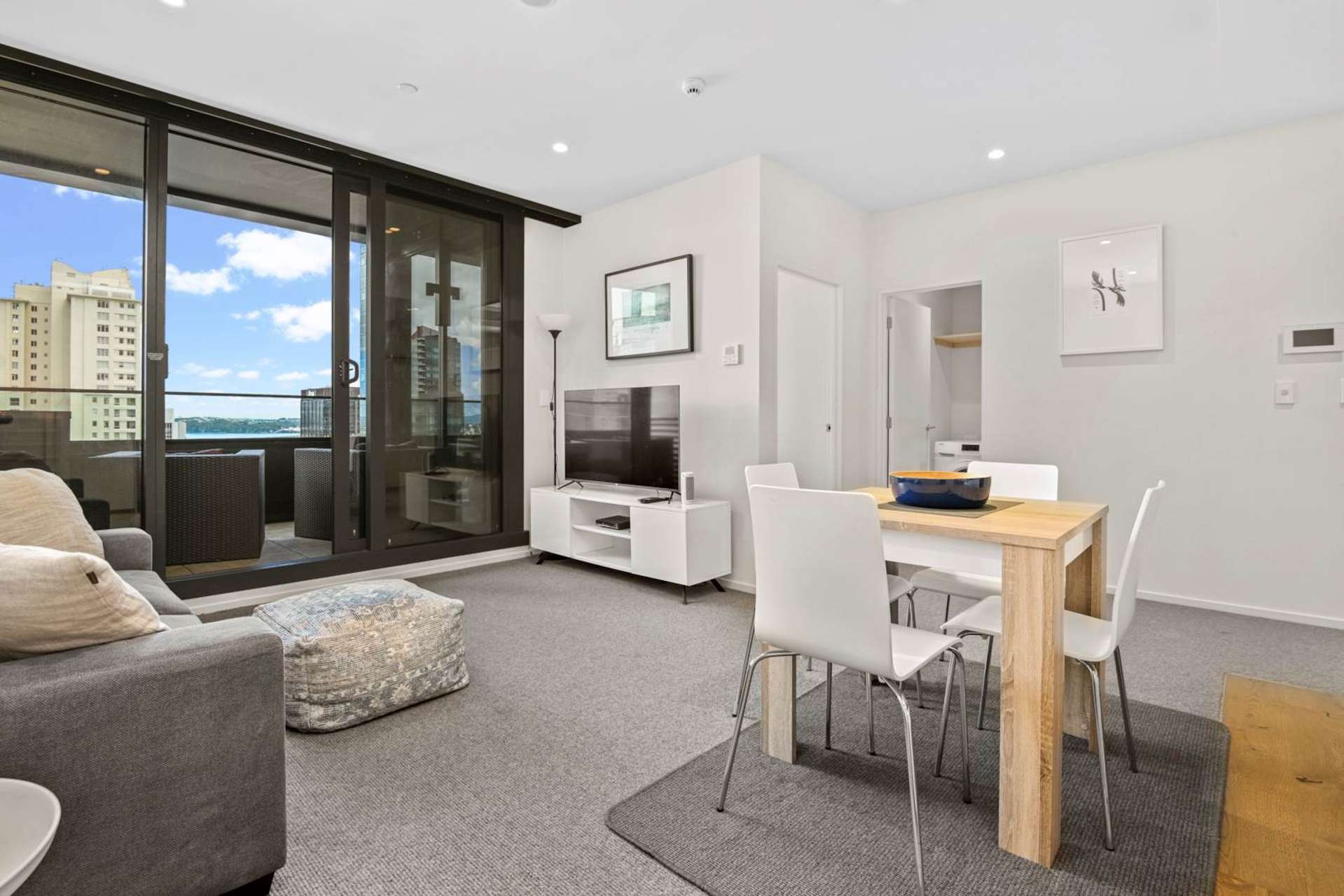 2408/10 Commerce Street City Centre_0