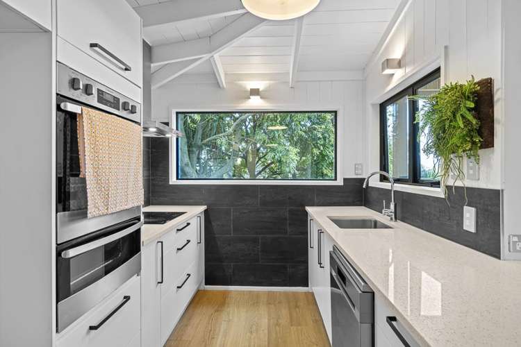 41 Taioma Crescent Te Atatu Peninsula_8