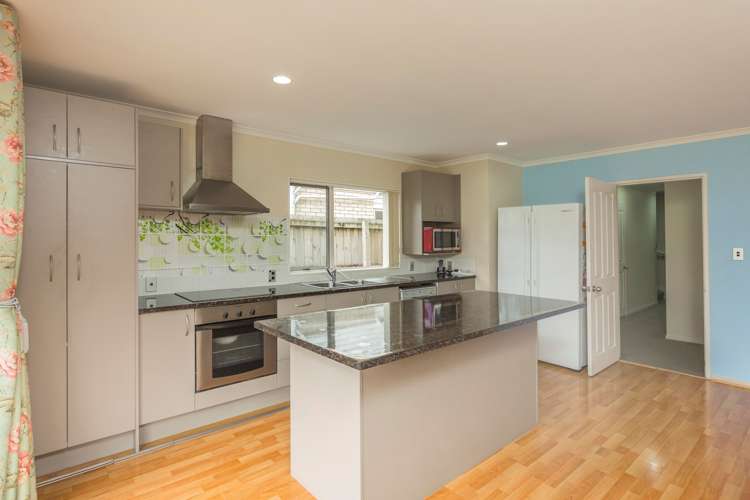 25 Maypark Crescent Flat Bush_13