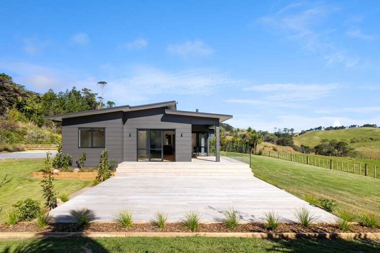 571 Pakiri Road Leigh_16