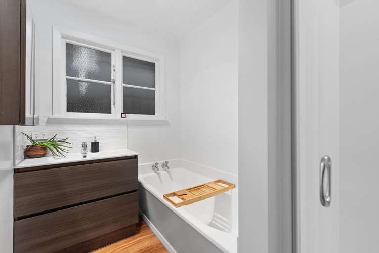 12 Emlyn Place Avondale_9