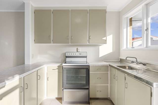 3/222 Edmonton Road Te Atatu South_2