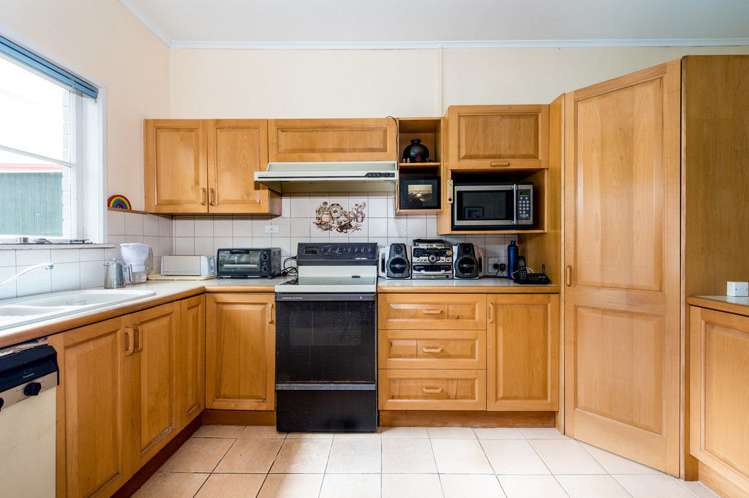 274 Lake Road Hauraki_12