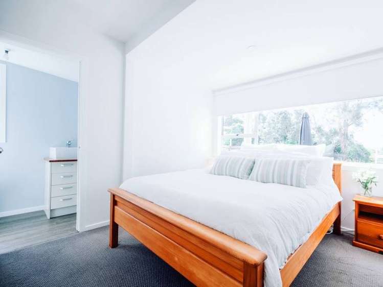 13 Rata Road Stanmore Bay_3