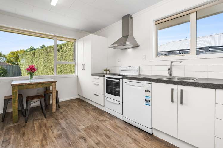 52 Frensham Crescent Woolston_10