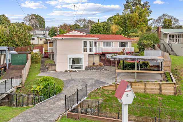 Family Home with Flexibility – 1047m² Section