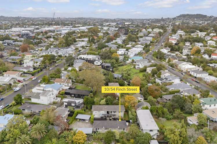 10/54 Finch Street Morningside_12