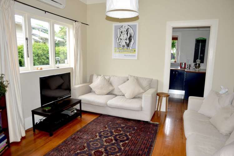 7 Newcastle Terrace Mount Albert_7