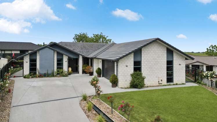 43 Carlingford Rise Dinsdale_23