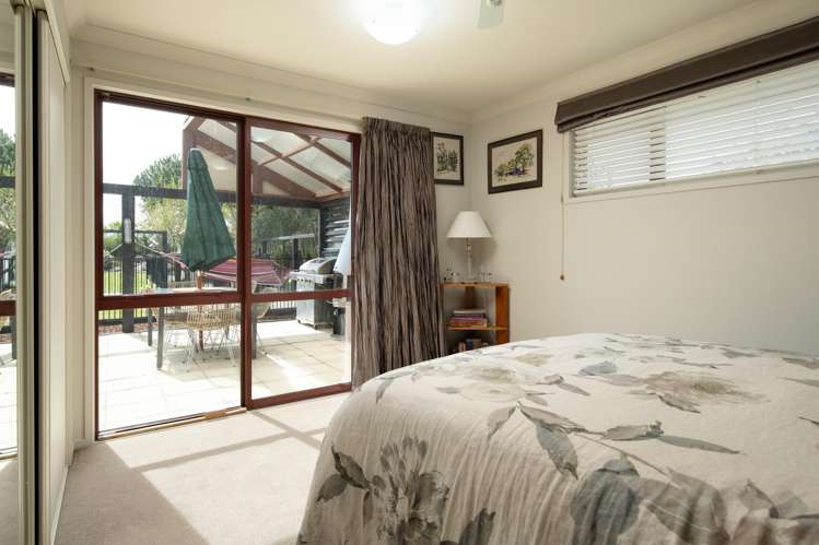 32 Bradleigh Park Fairhall_38