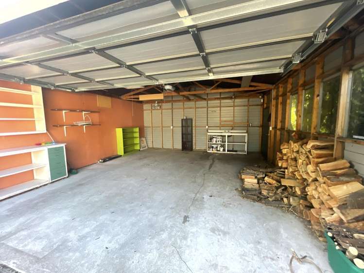 235 Knowles Street 1544_16