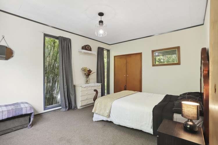 1194 Huia Road Huia_22