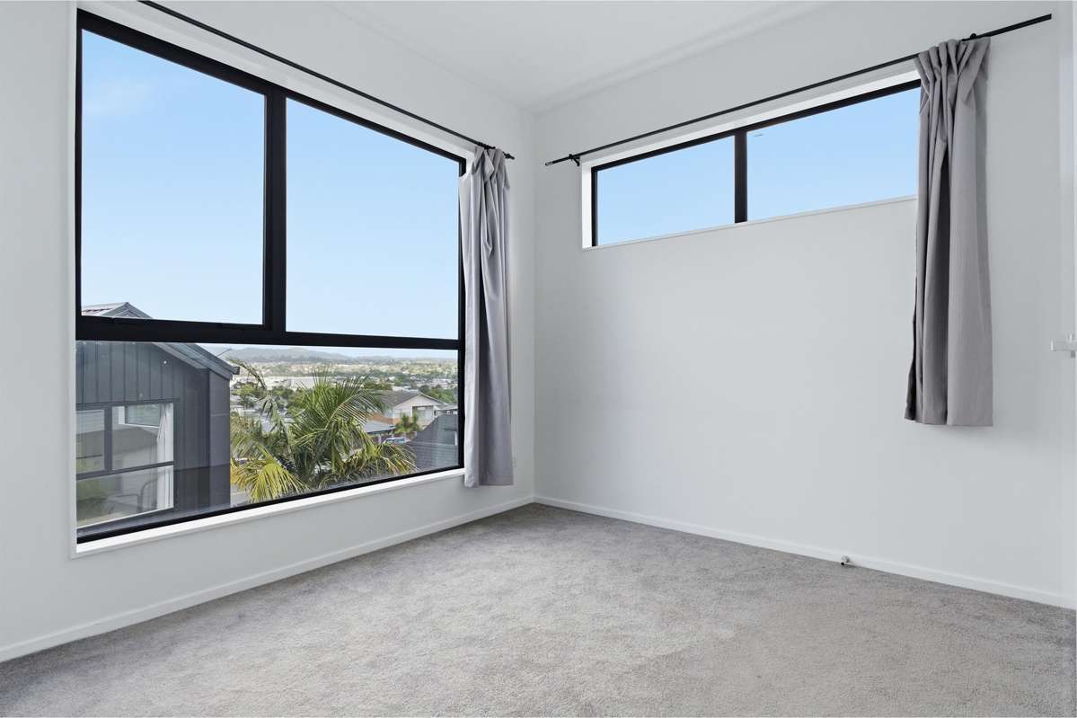 8/233 Great North Road_5