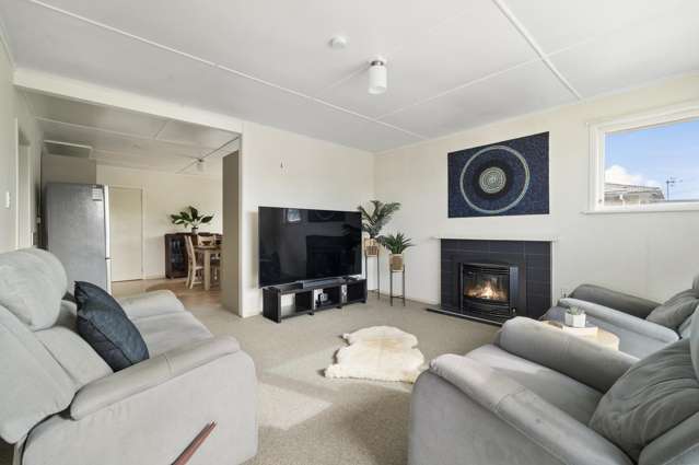 2 Tapsell Road Fairy Springs_3