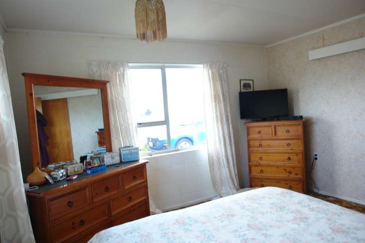 19 Albany Street Patea_16