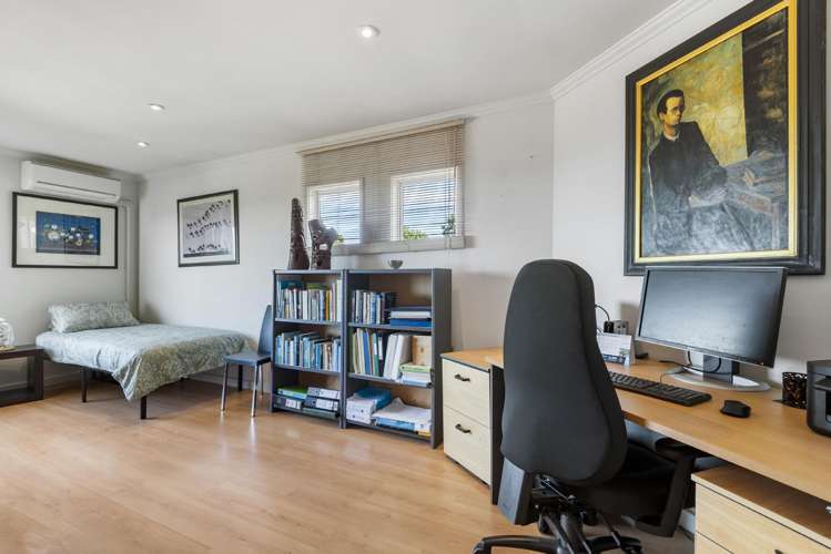 495 & 495A East Coast Road Murrays Bay_21