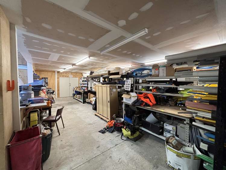 2/7 Glover Street Ngauranga_3