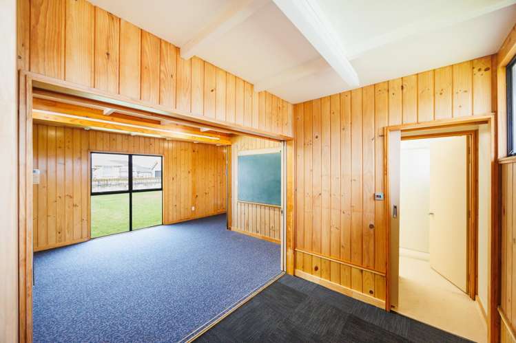 33 Cook Street Foxton_16
