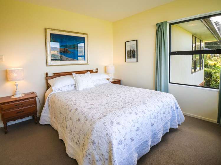 32 Okains Bay Road Robinsons Bay_24