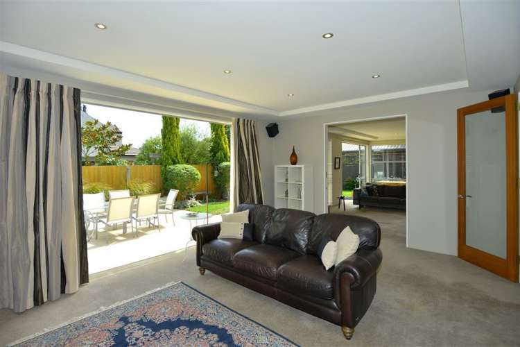 27 Stratford Street Merivale_8