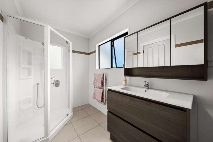 38 Portland Road Carterton_12