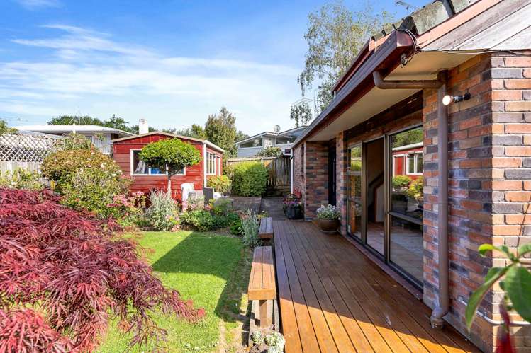 2/2 Fuchsia Place Birkdale_17