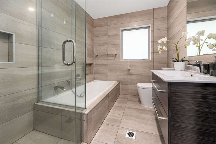 8b Greenberry Drive Ranui_17