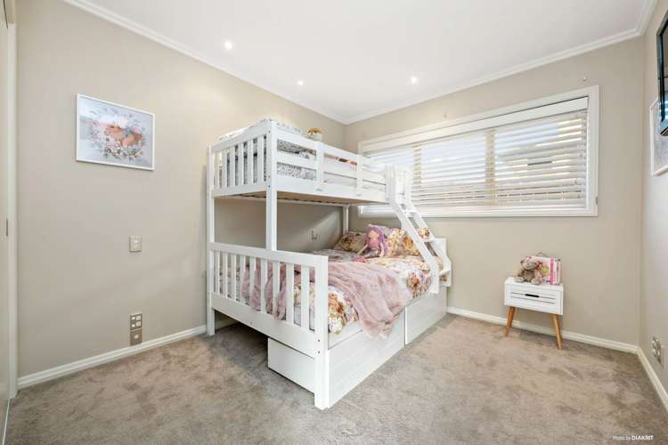 50 Pine Harbour Parade Beachlands_18