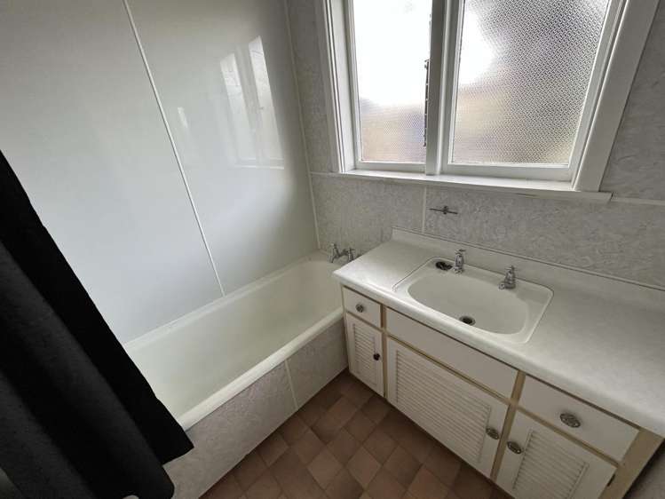 117 Avonhead Road 1392_7