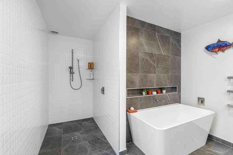 33 Lakeside Drive Pegasus_12