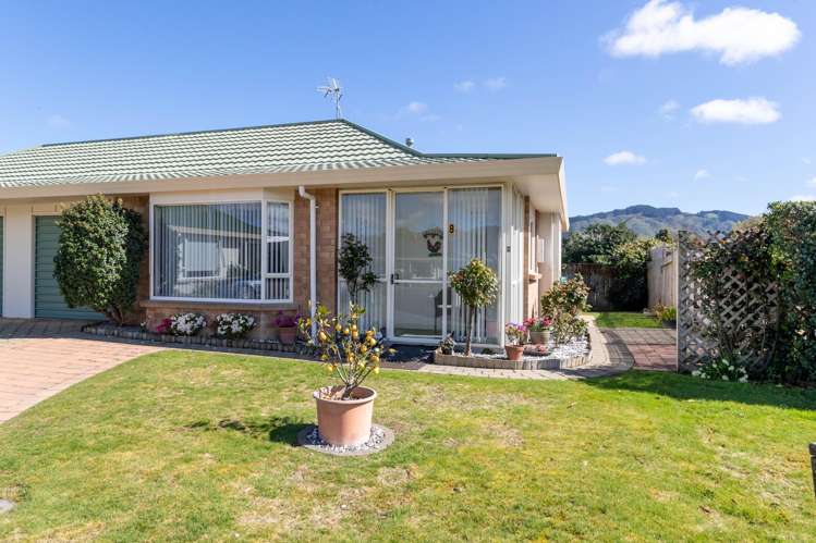 8/17 John Street Trentham_14