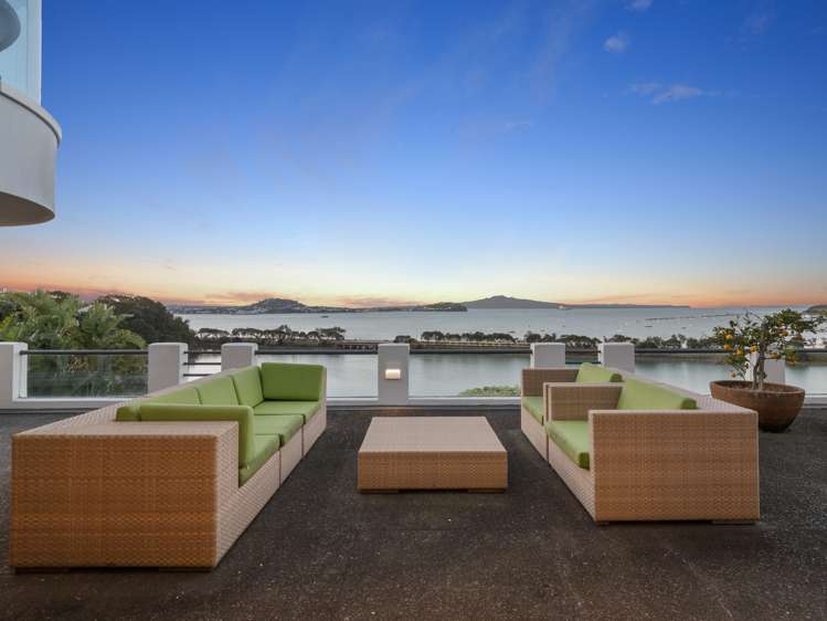 2/12 Crescent Road Parnell_5