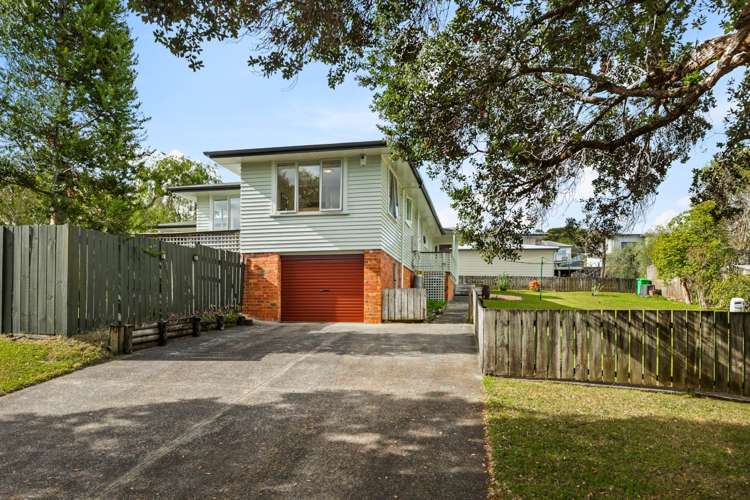 46 Connaught Street Blockhouse Bay_19