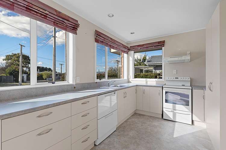 6 Houghton Crescent Redwoodtown_2