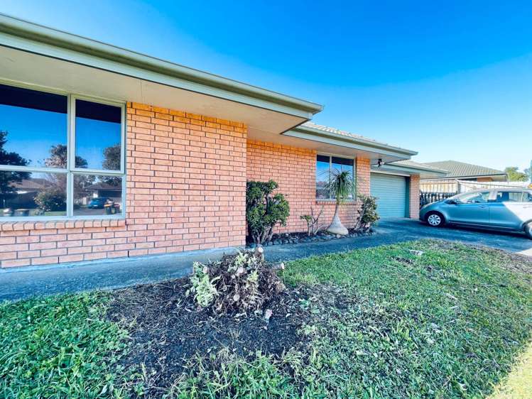 49 Michael Jones Drive Flat Bush_11