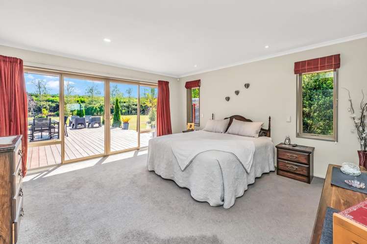 1901 South Eyre Road West Eyreton_11