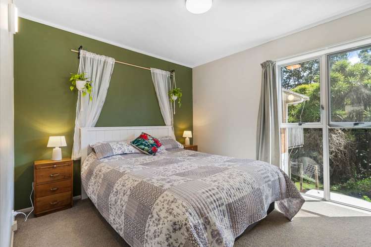 2/42 Eastglen Road Glen Eden_5