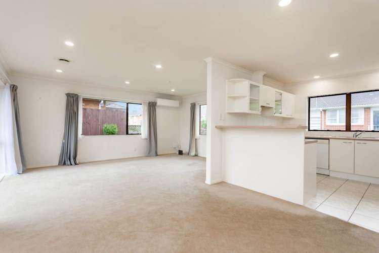 1/82 Trafalgar Street Onehunga_4