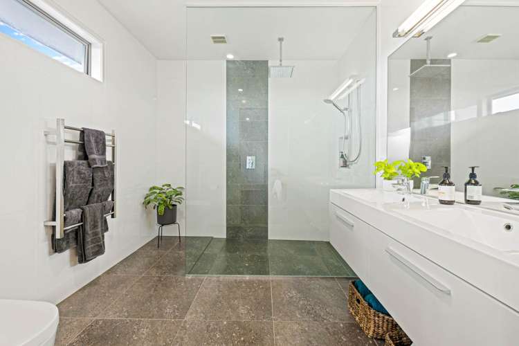 7 Melissa Place Farm Cove_15